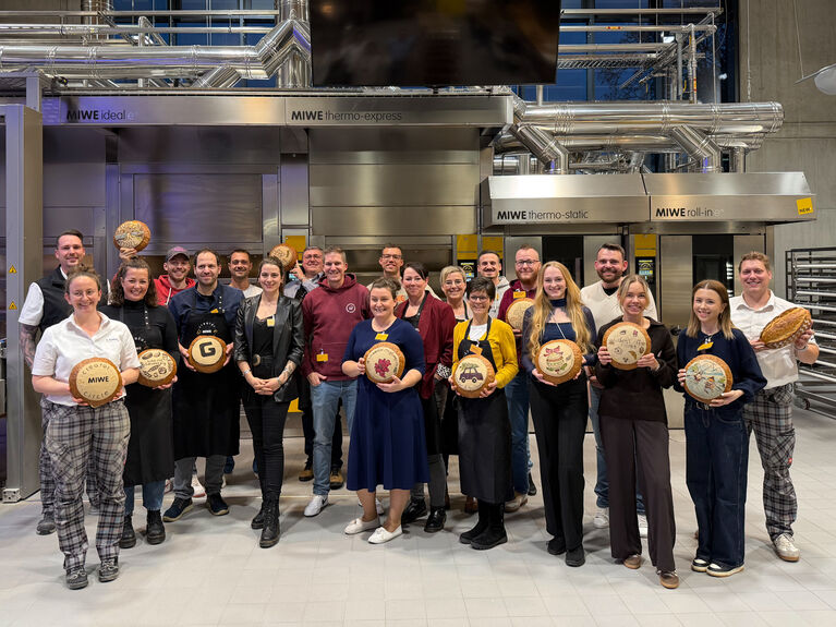 Vorhang auf für Content und Kreativität: MIWE lud zum ersten creator circle ins MIWE live baking center