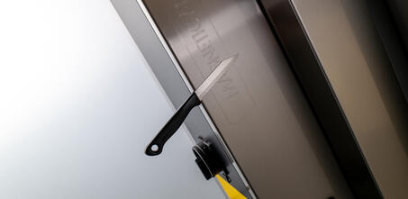 Magnetic control column